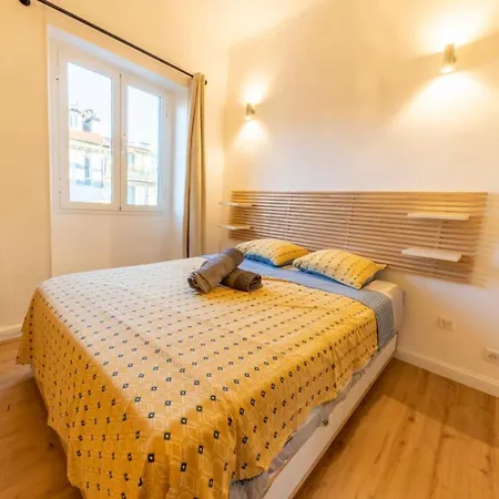 The Big Flat - Hypercentre - Car Park - Virtual Tour Apartment