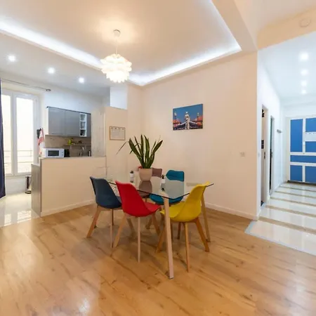 The Big Flat - Hypercentre - Car Park - Virtual Tour Apartment *
